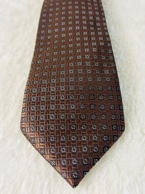 Giorgio Armani Brown Geometric Silk Tie